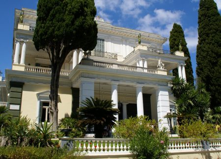 Το Αχίλλειο στην Κέρκυρα